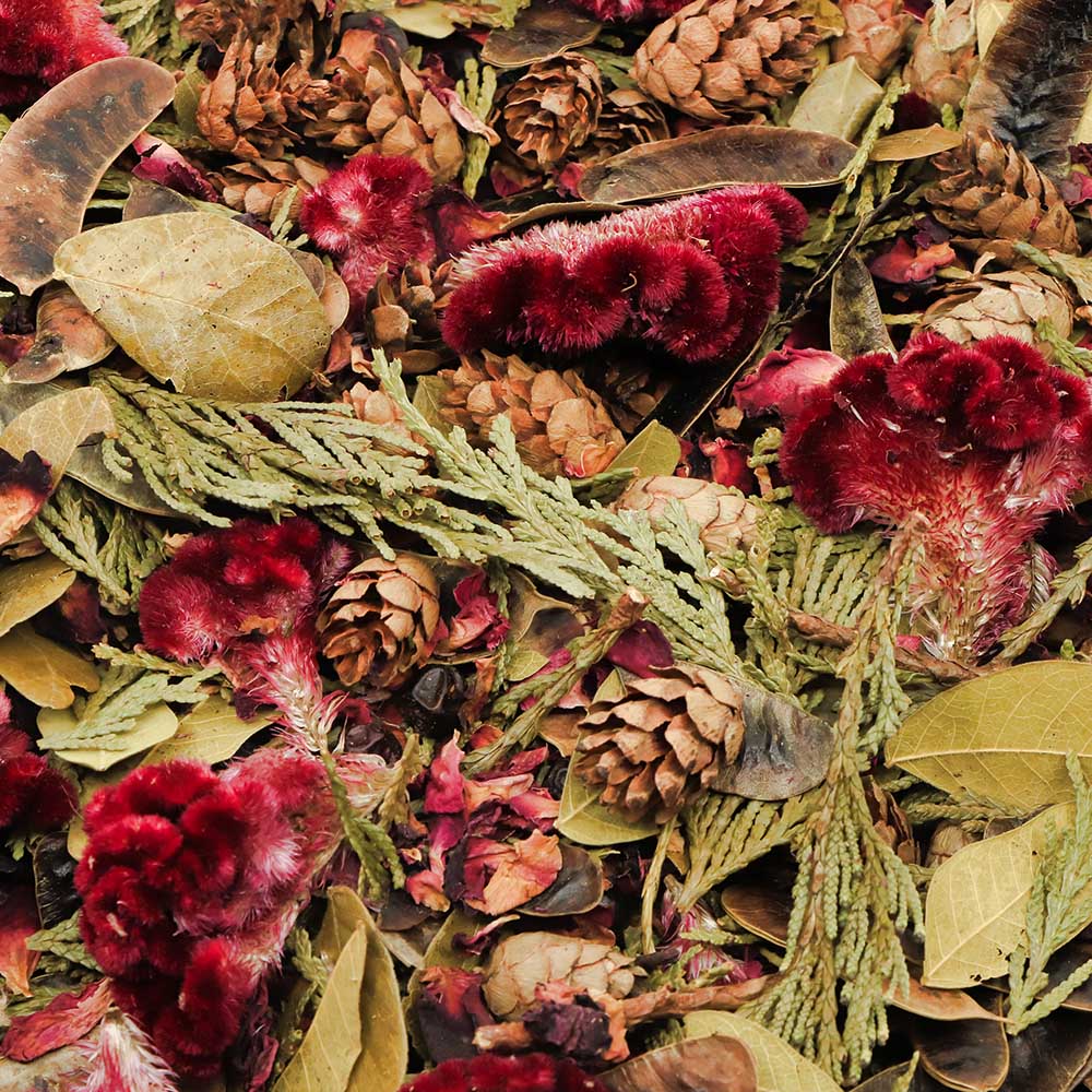 Pot-pourri Paola parfumé Fruits rouges 140 g avec plateau en bois -  Senteurs - Décomania